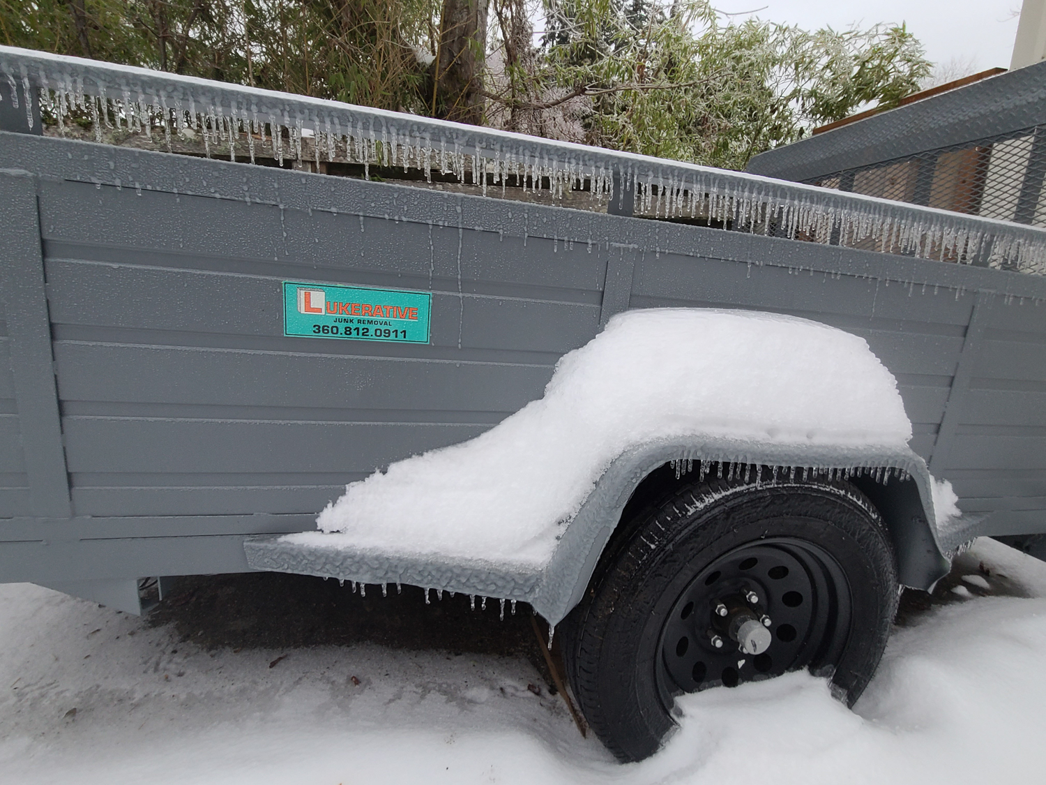 Mattress and appliance pickup for responsible disposal